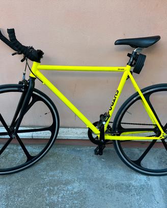 Bici scatto fisso