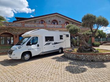 MOBILVETTA Kea P81- Maxi Garage (Garanzia 2 Anni)