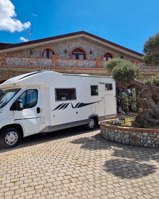 MOBILVETTA Kea P81- Maxi Garage (Garanzia 2 Anni)