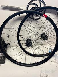 Cerchi mtb ruote reserve santacruz 29