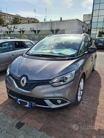 GRAND SCENIC 4   7 POSTI