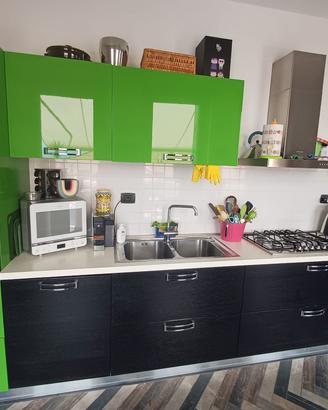 Cucina modetna già smontata del 2010