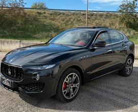 Maserati Levante V6 Diesel AWD 250CV Gransport