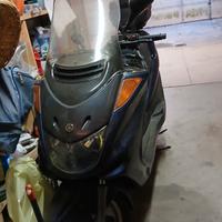 Yamaha majesty 