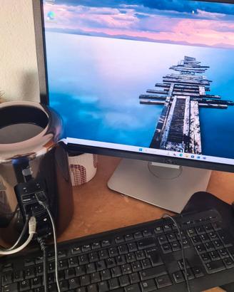 LOTTO MAC PRO APPLE SSD 1024 RAM 64GB MONITOR DELL