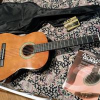 chitarra+custodia+accordatore+libro per imparare 