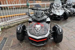 CAN-AM BRP Spyder f3