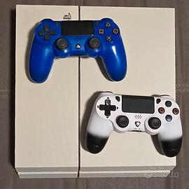 Playstation 4 White + 2 Joystick 