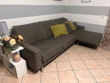 Divano 3 posti con penisola