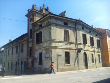 Complesso storico dell'800