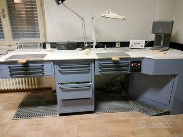 Attrezzature e tavoli per laboratorio odontotecnic