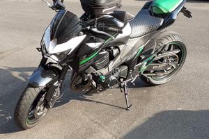 Moto Kawasaki z800