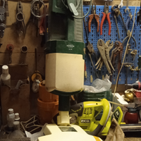 Aspirapolvere folletto con battitappeto