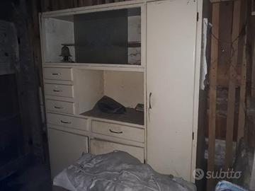 credenza vecchia, anni 50