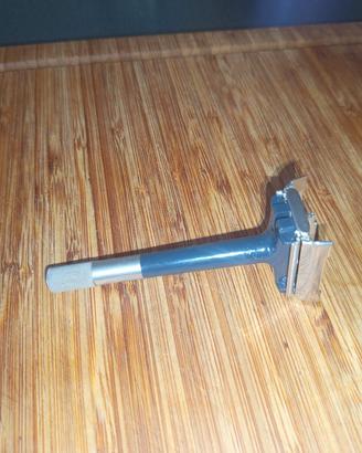 rasoio wilkinson sticky 