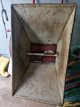 Diraspatrice manuale per vino