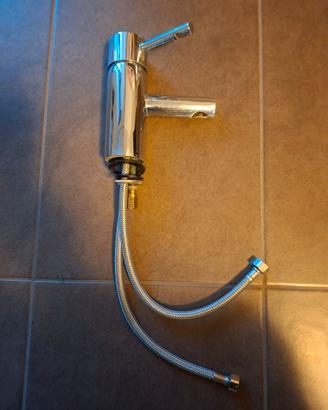 Miscelatore lavabo modello Essential Grohe