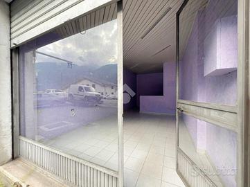 NEGOZIO A SETTIMO VITTONE