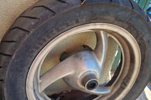 Cerchio ruota anteriore honda pantheon 125 150