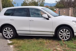 Volkswagen Touareg 3.0 diesel 6V R.LINE