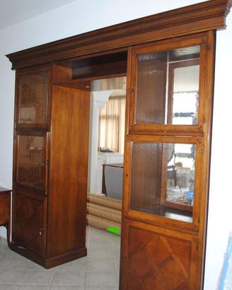 Parete bifacciale Faber massello ante intarsiate