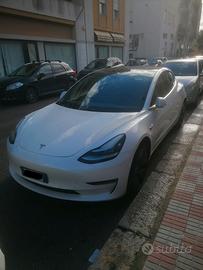 Tesla Model 3 Dual Motor Long Range Full Optional