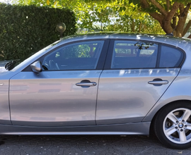 BMW serie 1 ( 120 D Attiva) 2010