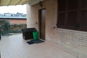 BOMBONIERA CON IMMENSO TERRAZZO