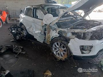 Range Rover Evoque 2018 2.0TD 204DTD Demolita