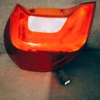 Faro posteriore destro completo a led Kia Picanto 
