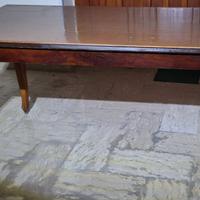 Tavolo Rettangolare in Legno con Intarsi