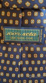 Cravatta elegante in pura seta