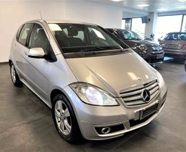 MERCEDES-BENZ A 180 CDI Executive + Navigatore