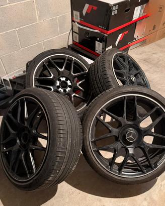 Cerchi Amg Mercedes da 19 leggere descrizione