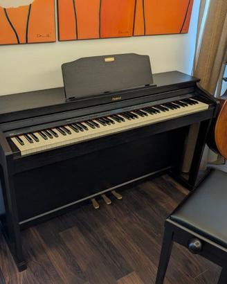 Roland HP504 Digital Piano