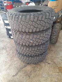 gomme 255/75/17