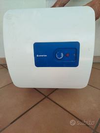 Scaldacqua elettrico Ariston 30L