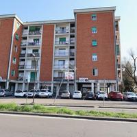3 LOCALI A REGGIO NELL'EMILIA
