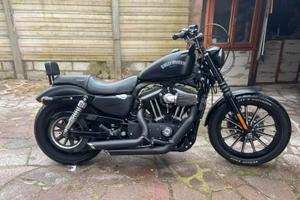 Harley-Davidson Iron 883
