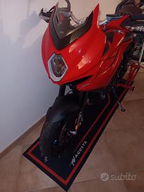 MV Agusta Turismo Veloce 800

