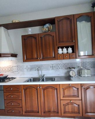 cucina lineare 4,24 mt,tv e decoder,friggitrice 
