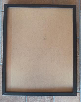 Cornice nera Ikea