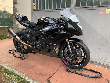 Kawasaki Ninja ZX-6R 2012 Pista