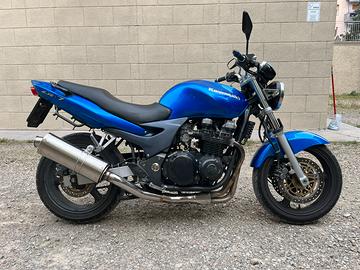 Kawasaki Zr7