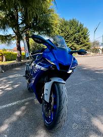 Yamaha  R1 2020
