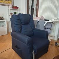 Poltrona per anziani elettrica alzapersona