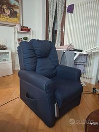 Poltrona per anziani elettrica alzapersona