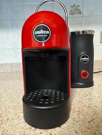 Macchina da caffè Lavazza A Modo mio + Montalatte