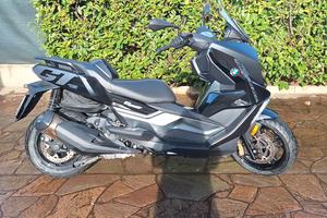 Bmw gt 400 Triple Black