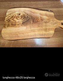 Tagliere in ulivo